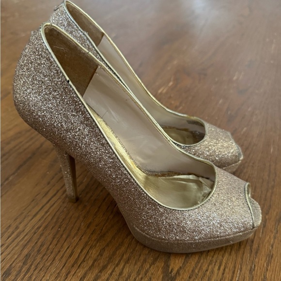 Steve Madden Platform P-Karo Gold Glitter Peep Toe Heels Women’s size 7.5 - Picture 3 of 12